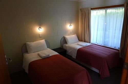 Willaway Motel Apartments 울버스톤 외부 사진